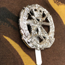 Load image into Gallery viewer, Original British Staybrite Army Cap - Small Arms School Corps - The Militaria Shop
