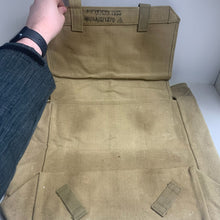 Lade das Bild in den Galerie-Viewer, Original British Army 37 Pattern Large Pack - WW2 Pattern - Old Stock

