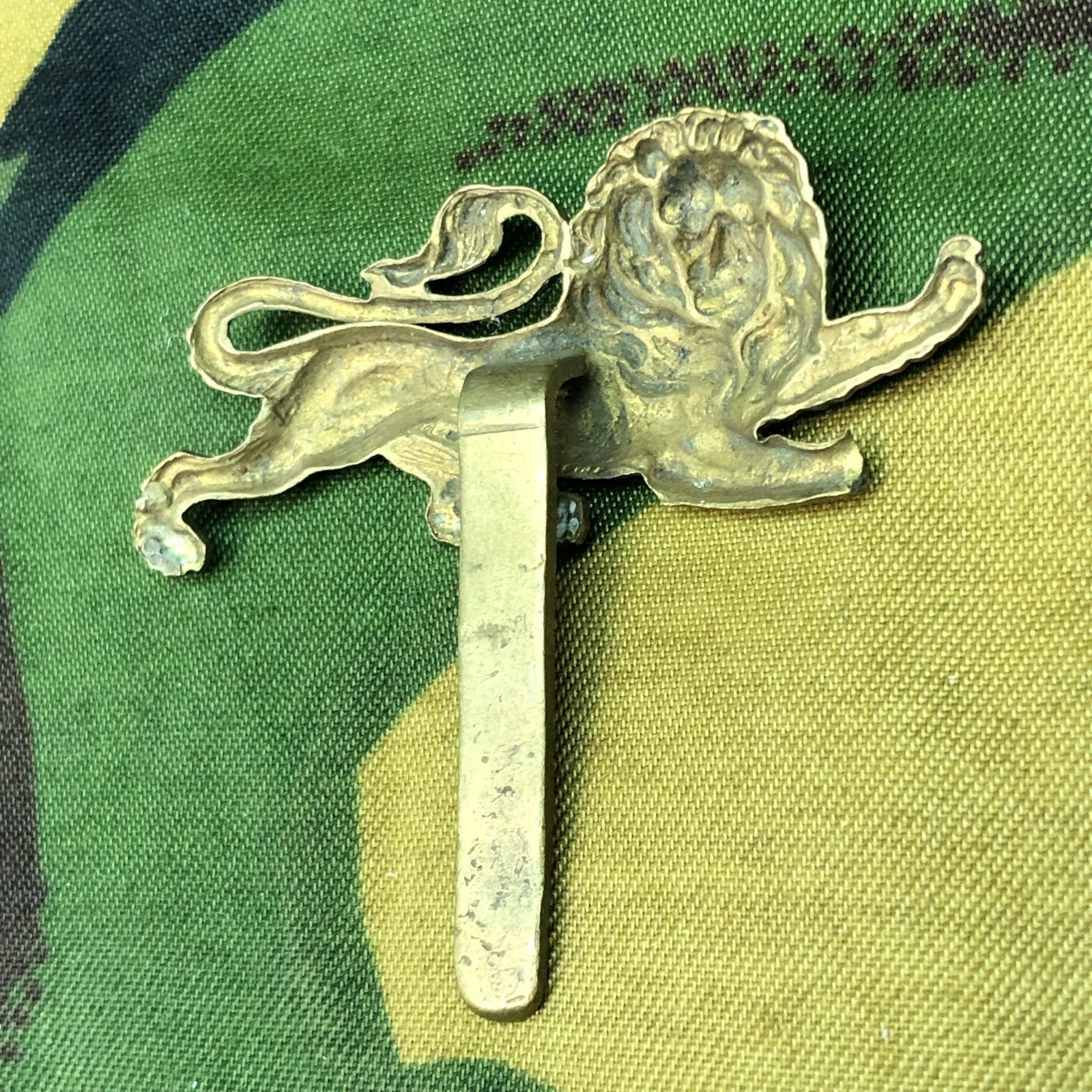 Original WW1 British Army Cap Badge - The Kings Own - The Militaria Shop