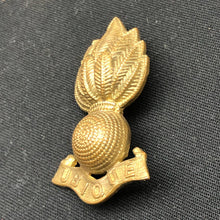 Lade das Bild in den Galerie-Viewer, Image #2
