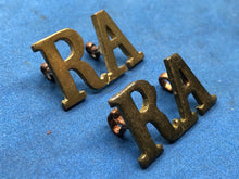 Load image into Gallery viewer, Original WW2 British Army Royal Artillery RA Brass Shoulder Titles Pair
