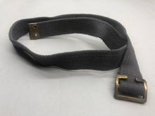 Charger l&#39;image dans la galerie, Original British Army / RAF Equipment Strap / Large Pack Strap - WW2 37 Pattern
