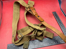 Charger l&#39;image dans la galerie, Original Post WW2 German Army Tropical Y-Straps in Great Condition
