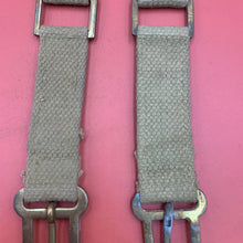 Charger l&#39;image dans la galerie, Original WW2 British Army 37 Pattern Webbing Brace Adaptors Pair
