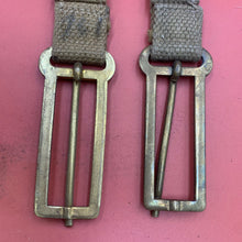 Charger l&#39;image dans la galerie, Original WW2 British Army 37 Pattern Webbing Brace Adaptors Pair
