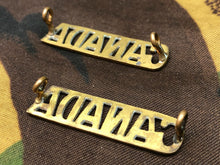 Load image into Gallery viewer, Genuine Canadian Army WW1 Brass Shoulder Titles Pair - CANADA - The Militaria Shop

