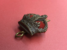 Load image into Gallery viewer, Original WW1/WW2 British Army Majors Shoulder Rank Pip Crown
