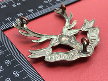 Lade das Bild in den Galerie-Viewer, Original WW2 British Army Seaforth Highlanders Scottish Regiment Cap Badge
