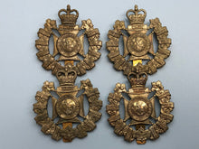 Load image into Gallery viewer, Genuine Canadian Army Royal Winnipeg Rifles Cap Badge - Queen&#39;s Crown
