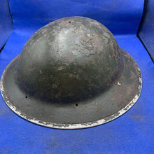 Charger l&#39;image dans la galerie, Original WW2 Mk2 British Army Brodie Combat Helmet
