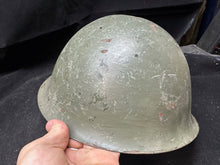 Charger l&#39;image dans la galerie, Original British Army Mk4 Combat Helmet - Well Marked
