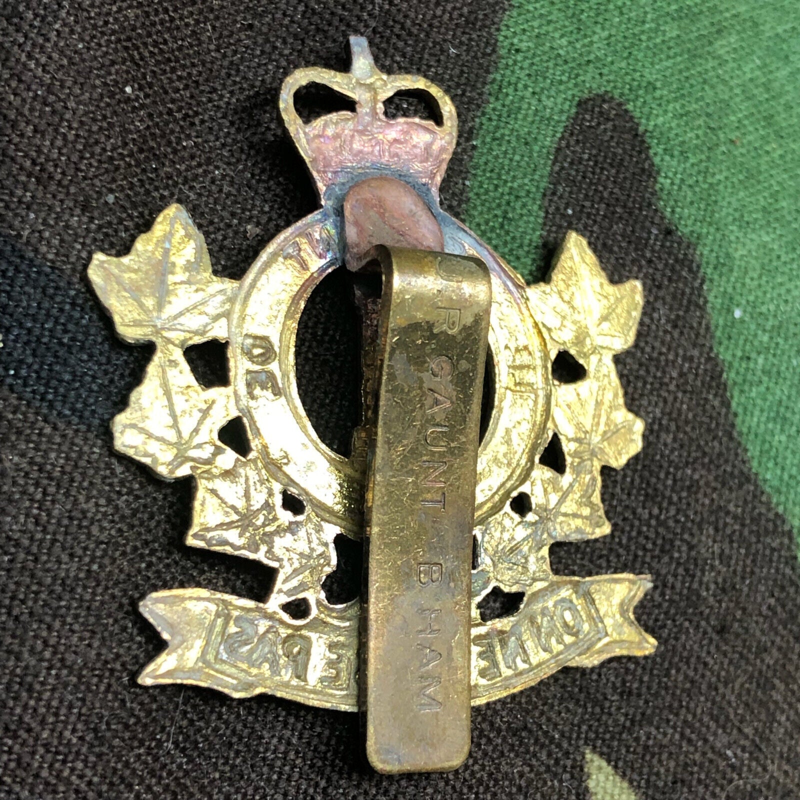 Original Canadian Army Le Régiment de Hull Beret / Cap Badge - The Militaria Shop