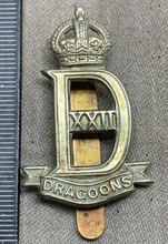 Charger l&#39;image dans la galerie, Original WW2 British Army 22nd Dragoon Guards Cap Badge - King&#39;s Crown
