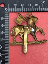 Load image into Gallery viewer, Original WW2 British Army Queen&#39;s Royal Regiment (West Surrey) Cap Badge
