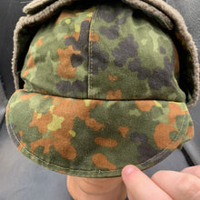 Lade das Bild in den Galerie-Viewer, Image #8
