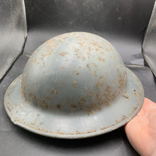 Lade das Bild in den Galerie-Viewer, Image #4
