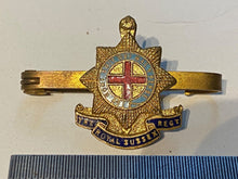 Load image into Gallery viewer, Original WW1 / WW2 British Army - The Royal Sussex Regiment Sweetheart Brooch
