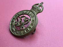 Load image into Gallery viewer, Original WW1 British Army Cap Badge - Royal Horse Guards
