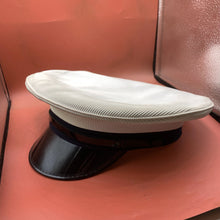 Lade das Bild in den Galerie-Viewer, Image #1
