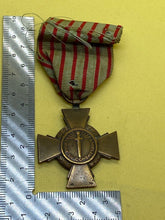 Load image into Gallery viewer, WW1 / WW2 French Croix du Combatant Medal - Original with Ribbon
