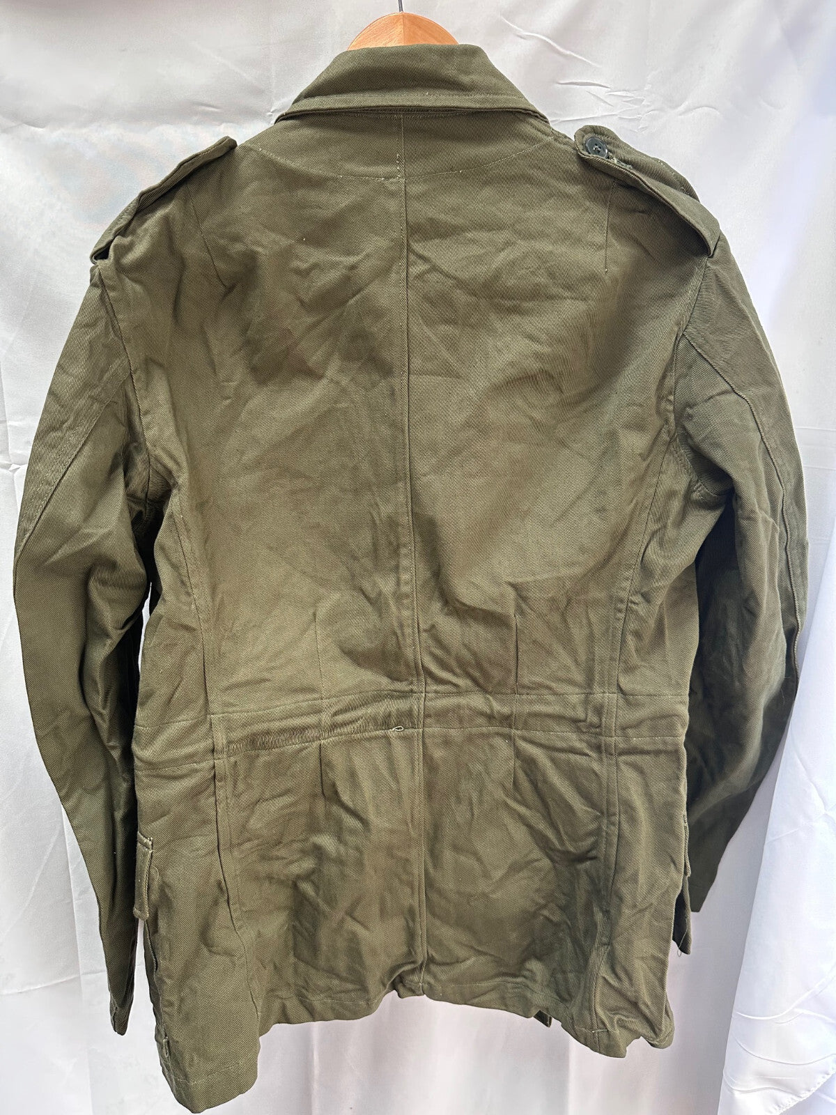 Genuine British Army 1967 Pattern Green Jacket Overall - Size 6 - 43" Chest - The Militaria Shop