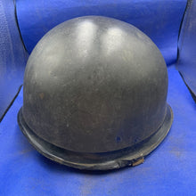 Charger l&#39;image dans la galerie, US Army M1 Helmet Style M1 Euroclone Helmet - WW2 Reenactment / Repainting
