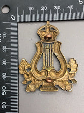 Load image into Gallery viewer, Original British Army WW2 Musicians Cap Badge
