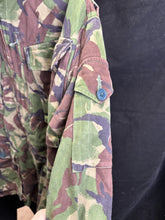 Load image into Gallery viewer, Surplus British Army Woodland DPM Smock Combat Jacket -Size 180/96 - The Militaria Shop
