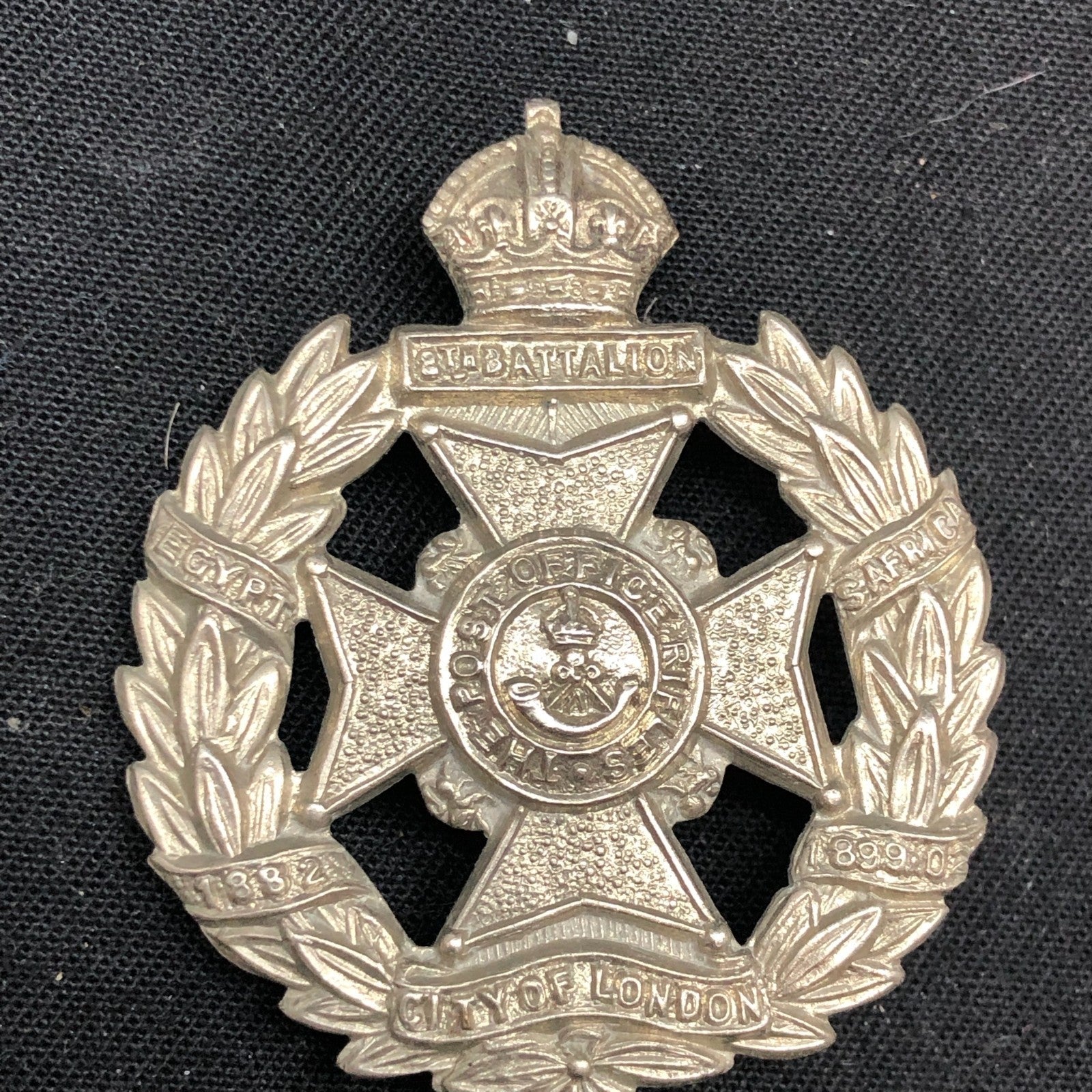 Genuine WW2 British Army Brass Cap Badge - Post Office Rifles - The Militaria Shop