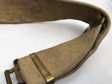 Charger l&#39;image dans la galerie, Original WW2 British Army 37 Pattern Soldiers Belt - Size Normal - 38&quot; Waist
