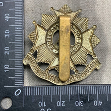 Load image into Gallery viewer, Original WW2 British Army Bedfordshire &amp; Hertfordshire Regiment Cap Badge
