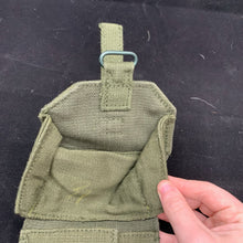 Charger l&#39;image dans la galerie, Genuine British Army New Old Stock 58 Pattern Webbing Left Ammo Pouch
