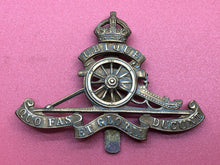 Load image into Gallery viewer, Original WW1/WW2 British Army Royal Artillery Cap Badge
