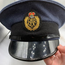 Lade das Bild in den Galerie-Viewer, Image #7
