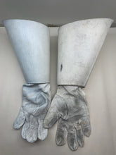 Load image into Gallery viewer, Genuine British Army Household Cavalry White Leather Gauntlet Parade Gloves
