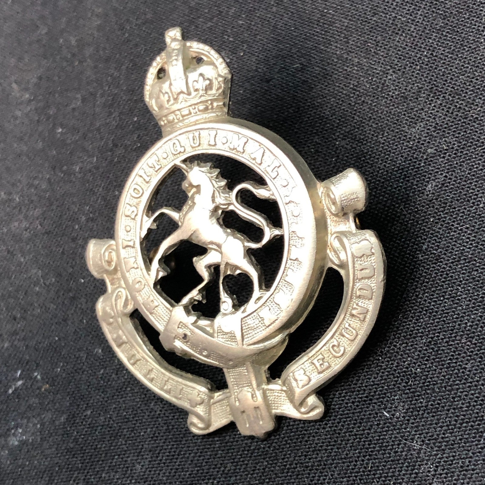 Original WW2 Canadian Army Cap Badge - Governor General's Horse Guards - The Militaria Shop