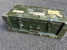 Load image into Gallery viewer, Genuine British Army No.4 C Mine Detector Kit
