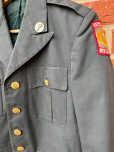 Lade das Bild in den Galerie-Viewer, Genuine US Army AG-344 Tropical Class Jacket - 35&quot; Long - JROTC
