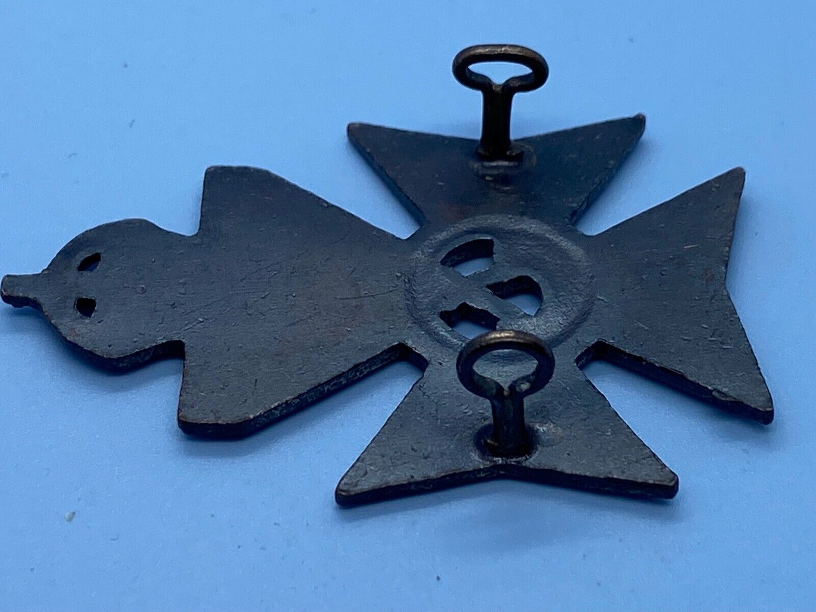 Original WW1 / WW2 Canadian Army Kings Own Rifles of Canada Cap Badge - The Militaria Shop