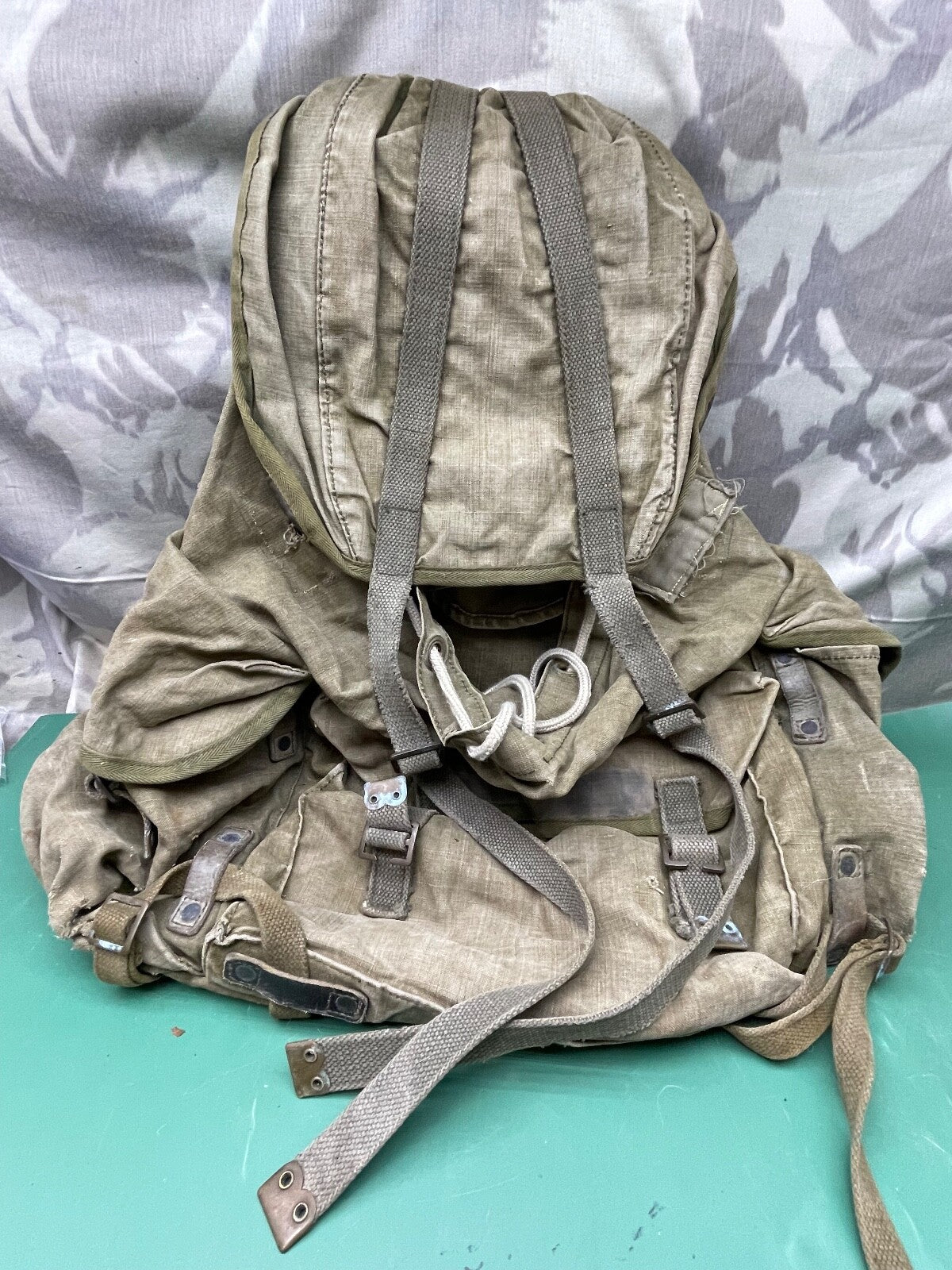 Original British Army 37 Pattern Ruck Sack with Frame - The Militaria Shop