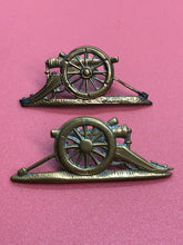 Load image into Gallery viewer, Original British Army Royal Artillery RA Collar Badges Pair
