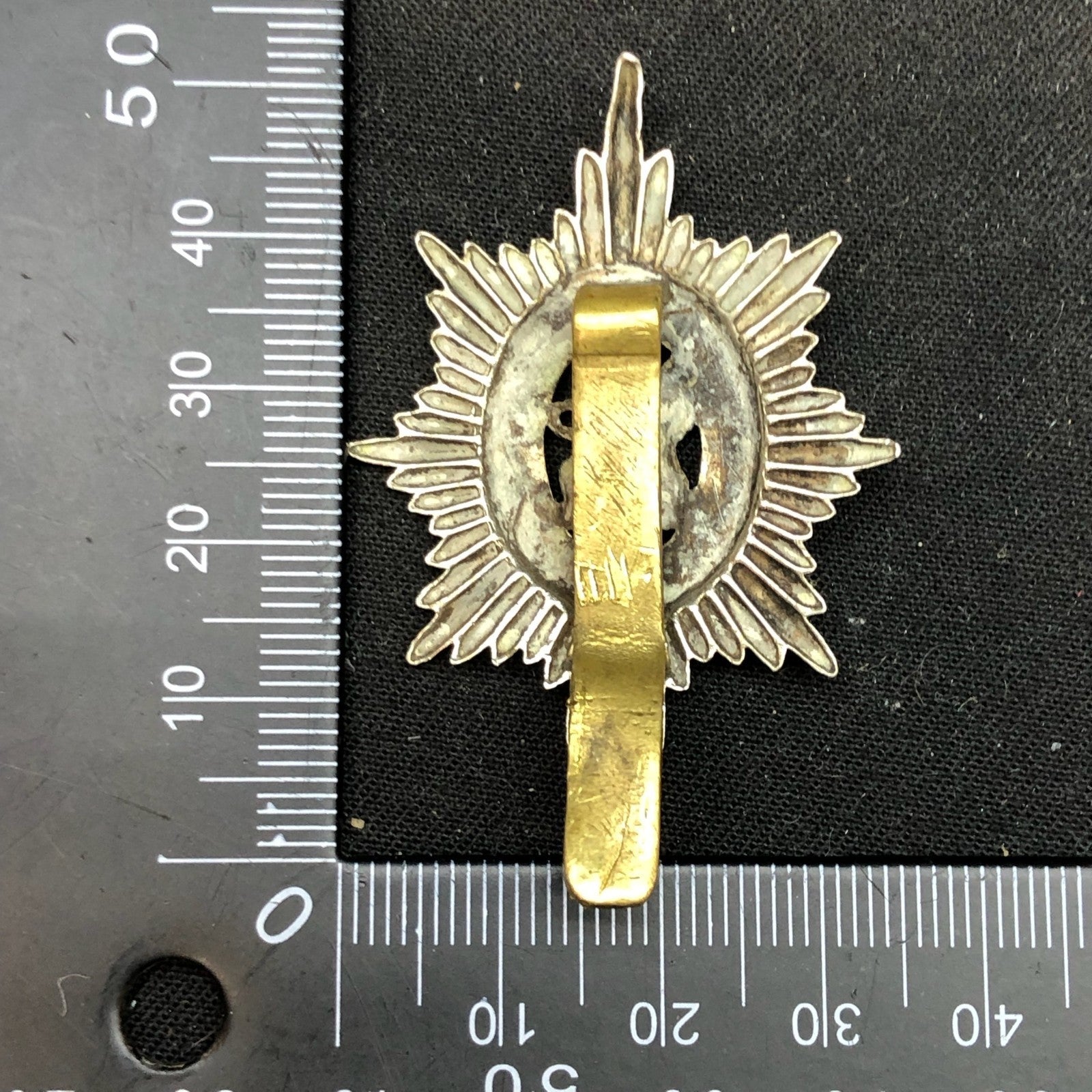 Original WW2 British Army Cap Badge - Worcestershire Regiment - The Militaria Shop