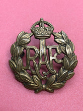 Load image into Gallery viewer, Original WW2 British RAF Royal Air Force Cap Badge
