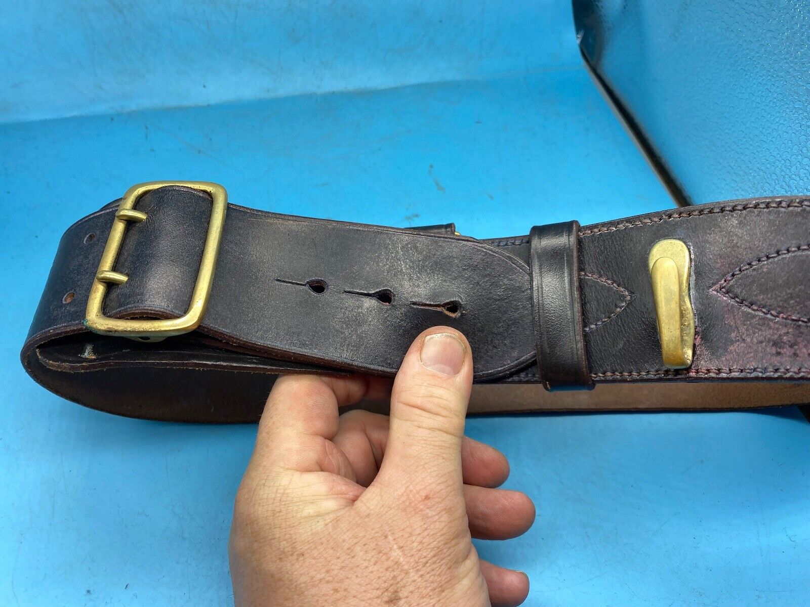 Original British Army Officer's Sam Browne Leather Belt - Approx 32" Waist - The Militaria Shop