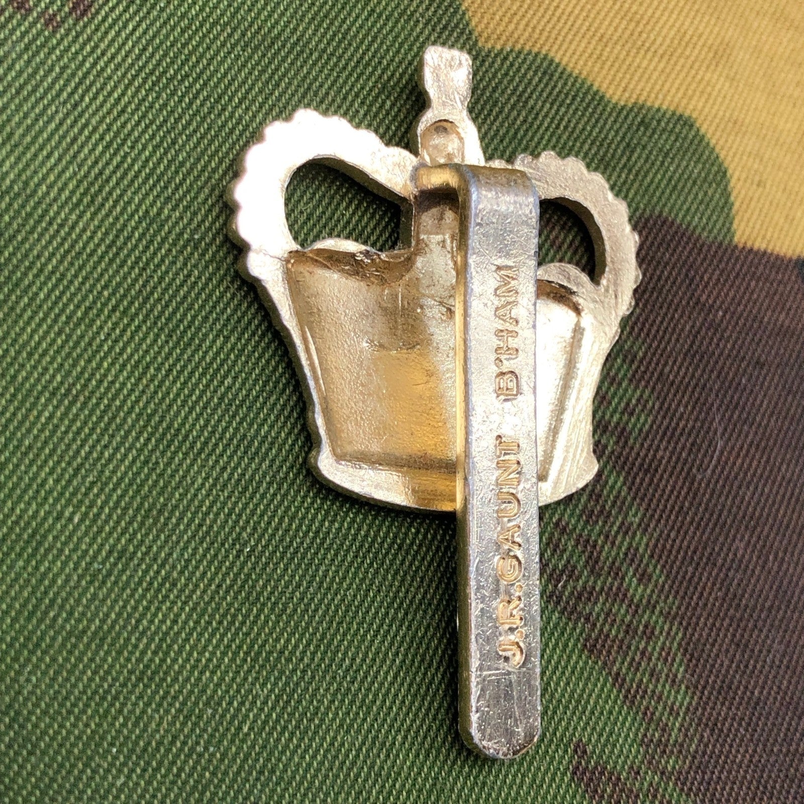 Original British Staybrite Army Cap Badge Ministry of Defence Civilian Employee - The Militaria Shop
