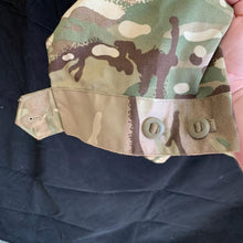 Load image into Gallery viewer, Genuine British Army Warm Weather Jacket MTP Camo IR Treated - 180/96
