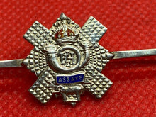 Lade das Bild in den Galerie-Viewer, Original British Army Silver Marked - Highland Light Infantry Sweetheart Brooch
