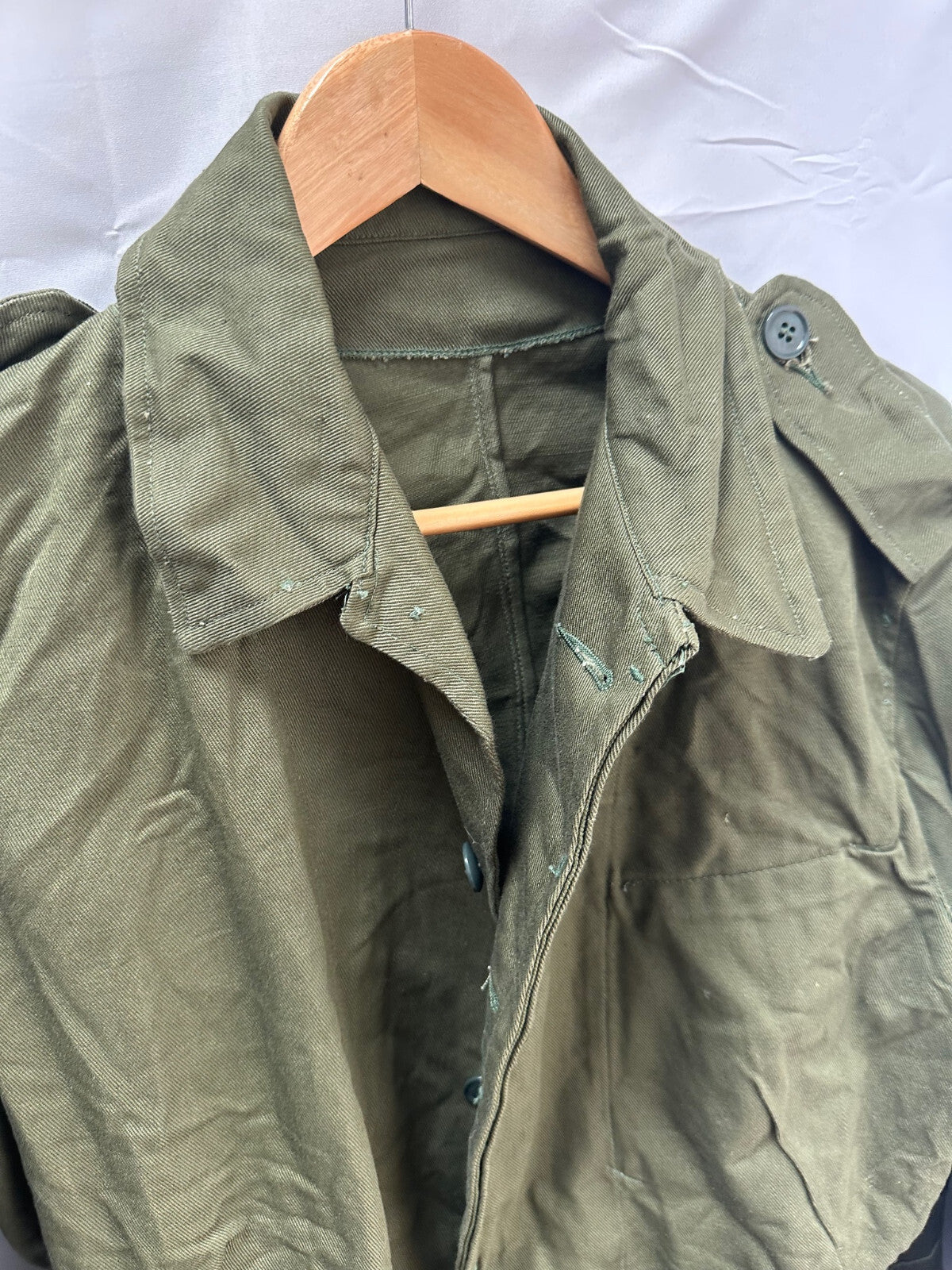 Genuine British Army 1967 Pattern Green Jacket Overall - Size 6 - 43" Chest - The Militaria Shop