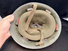 Lade das Bild in den Galerie-Viewer, Image #8

