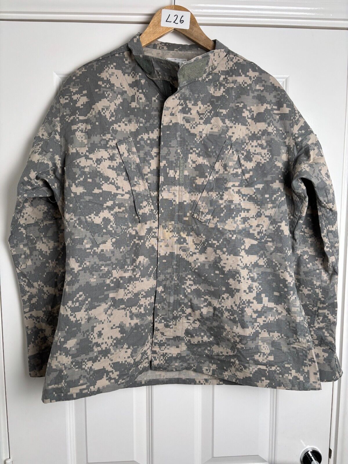 Surplus US Army ACU Combat Uniform Jacket-Medium Regular - The Militaria Shop